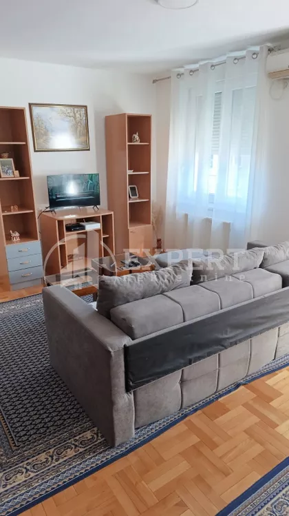 Romanijska | 4zida.rs