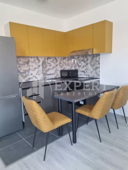 Mavrovska | 4zida.rs