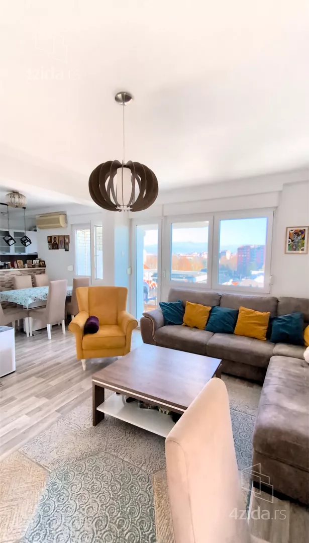 Dvoiposoban stan | 4zida