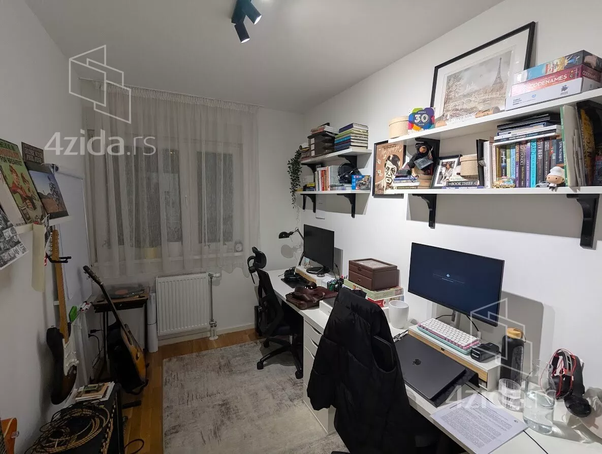 Dvoiposoban stan | 4zida