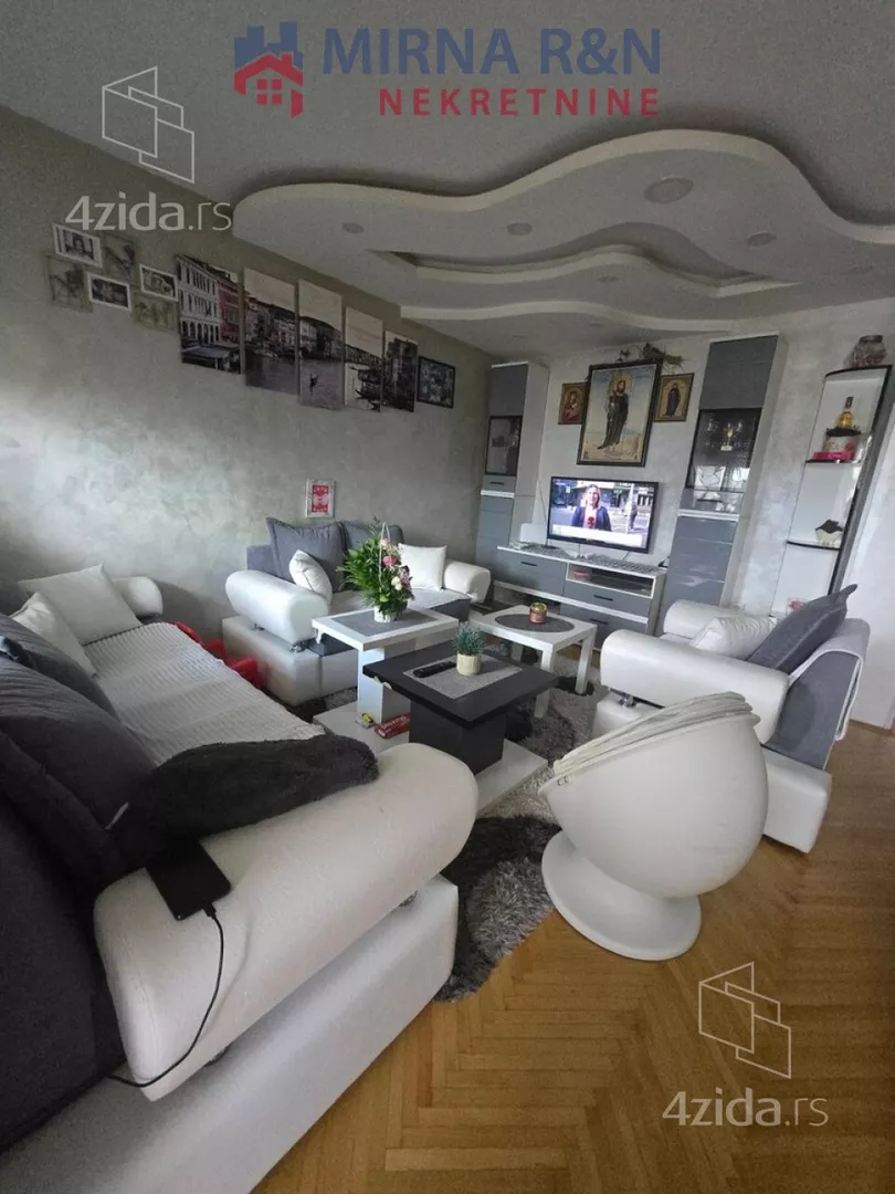 Troiposoban stan | 4zida