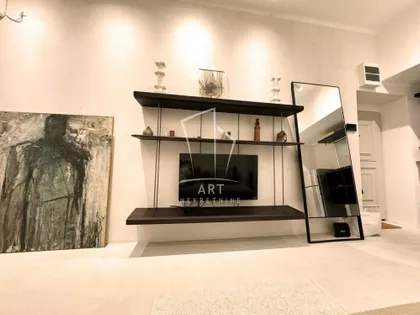 Makedonska | 4zida.rs