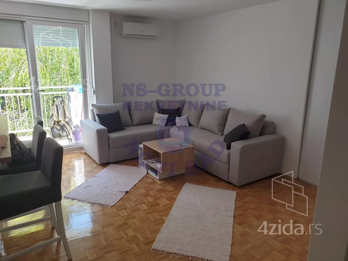 Troiposoban stan | 4zida