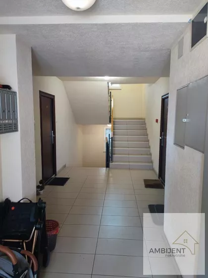 Prvomajska | 4zida.rs