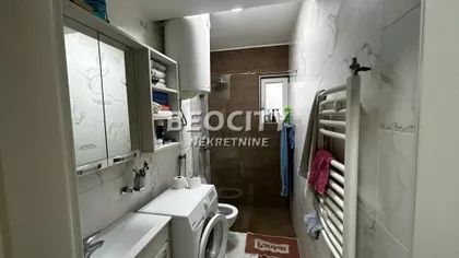 17. oktobra | 4zida.rs