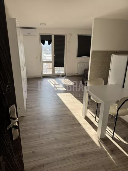 Vojvode Vlahovića | 4zida.rs