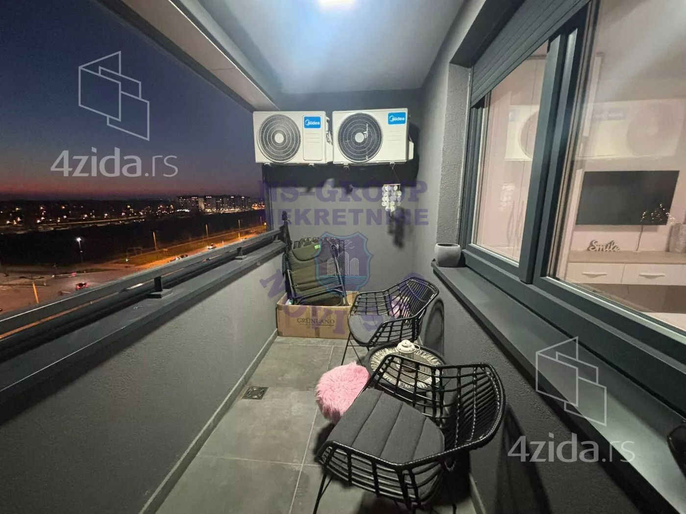 Troiposoban stan | 4zida