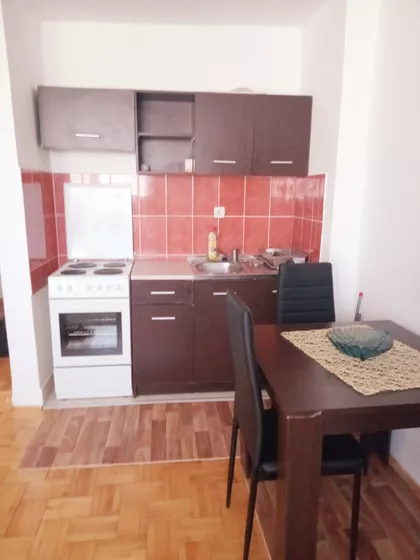 Pariske Komune 15 | 4zida.rs