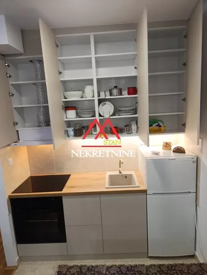 Vuka Karadžića | 4zida.rs