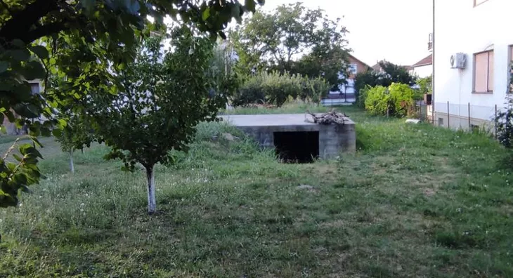 Plac | 4zida