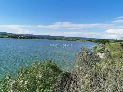 Put za Pavlovačko jezero | 4zida.rs