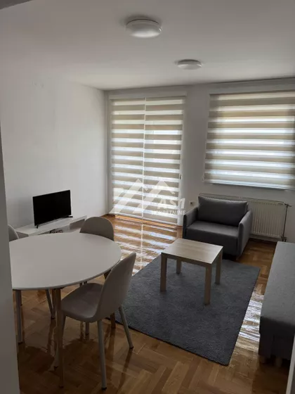 Bulevar Cara Lazara | 4zida.rs