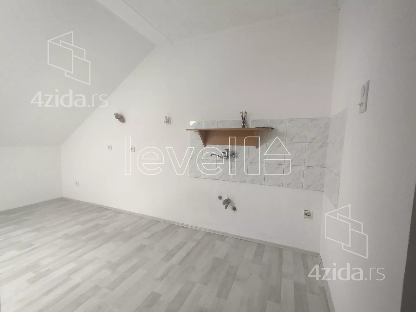 Garsonjera | 4zida