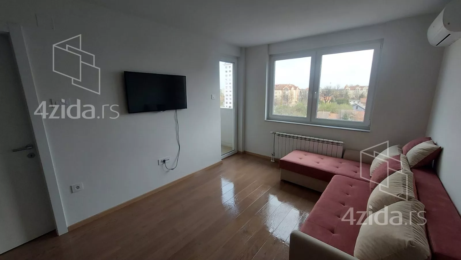 Jednoiposoban stan | 4zida