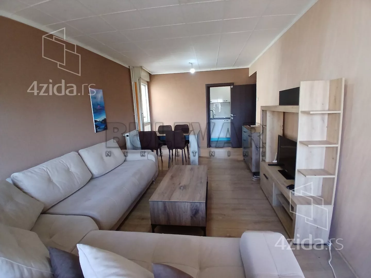 Dvoiposoban stan | 4zida