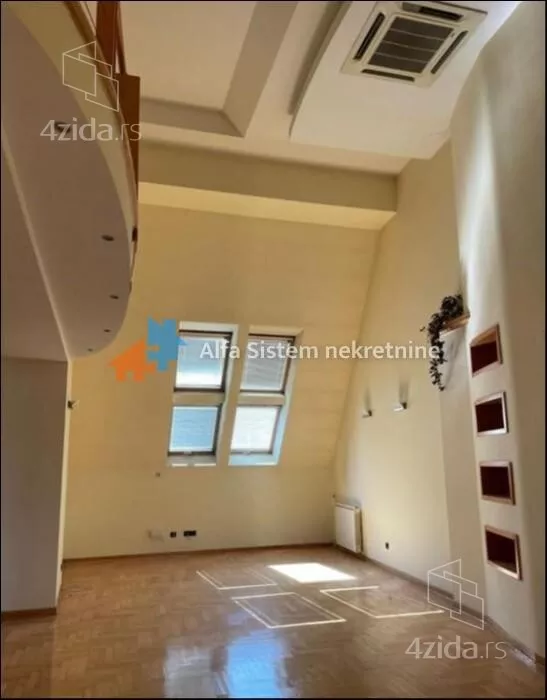 Šestosoban stan | 4zida