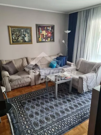 Vašarište | 4zida.rs