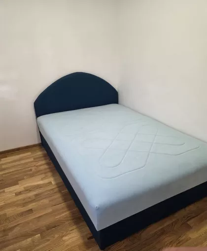 Krfska | 4zida.rs