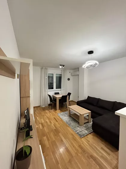 Marka Oreškovića 2 | 4zida.rs