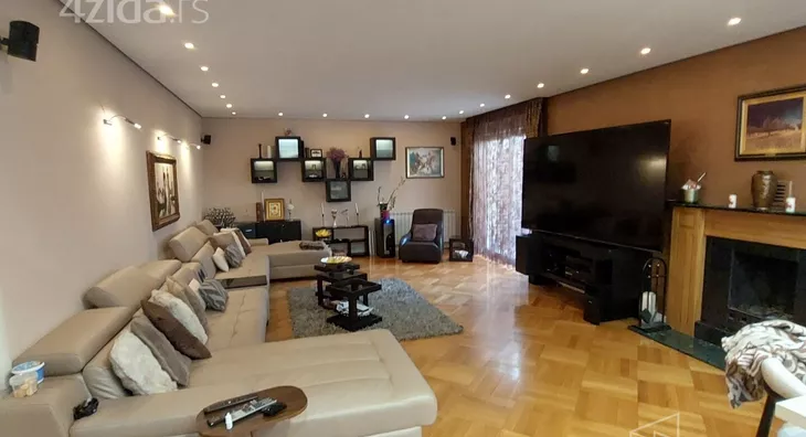 4-etažna kuća | 4zida