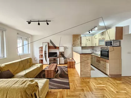 Gradske lokacije | 4zida.rs