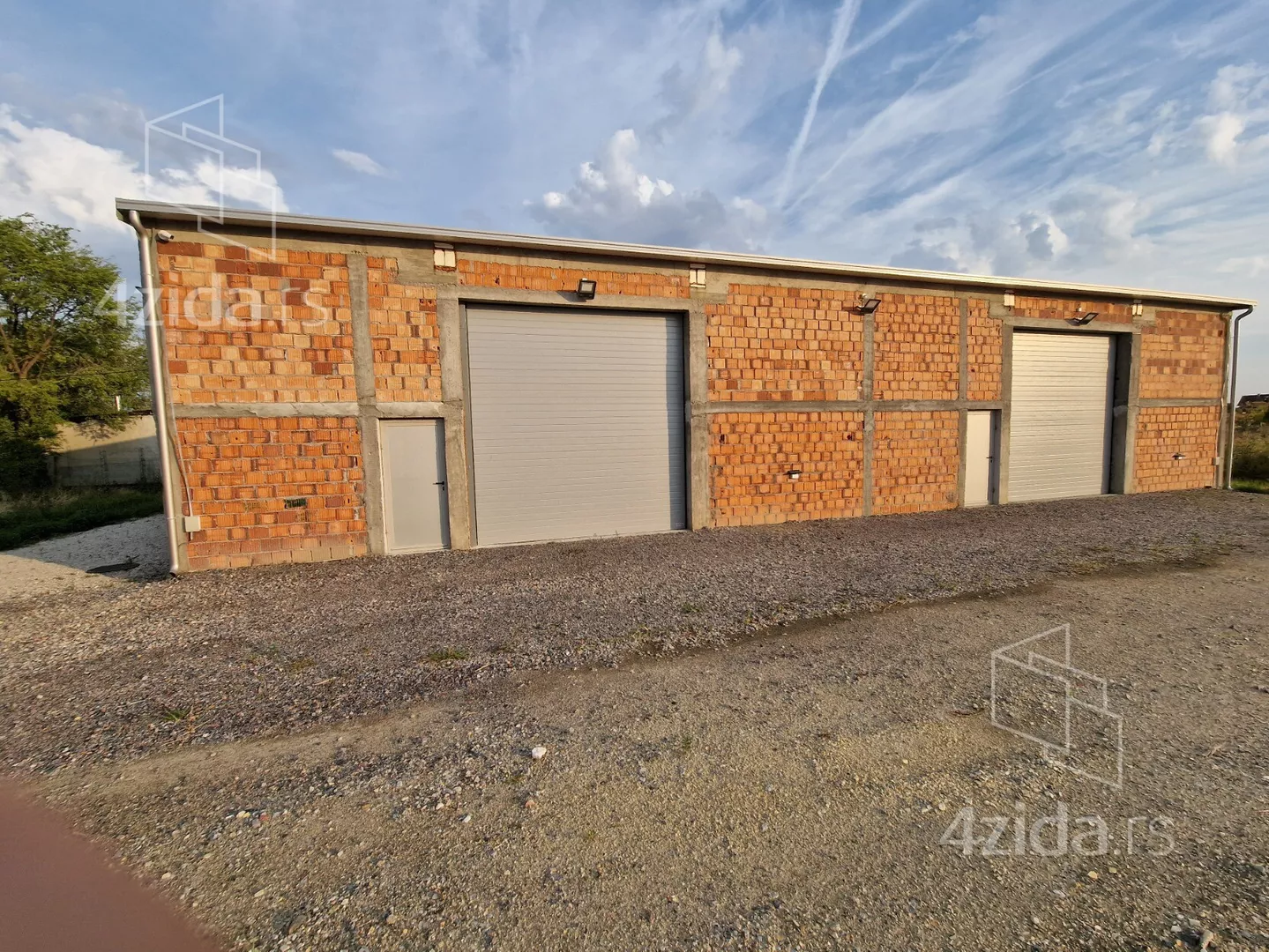 Poslovni prostor | 4zida