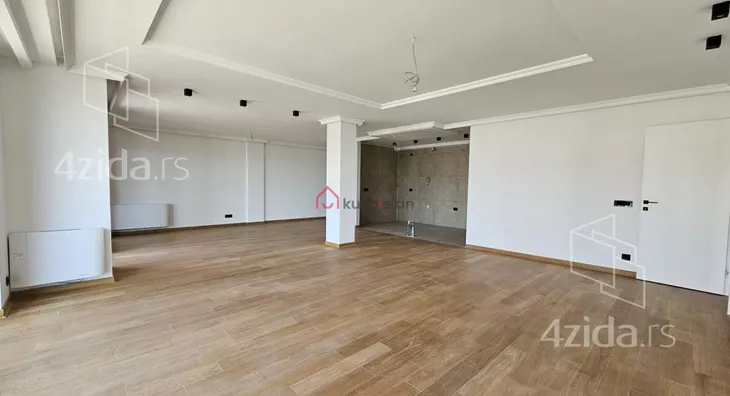 Petosoban stan | 4zida