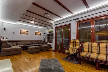 Šantićeva | 4zida.rs