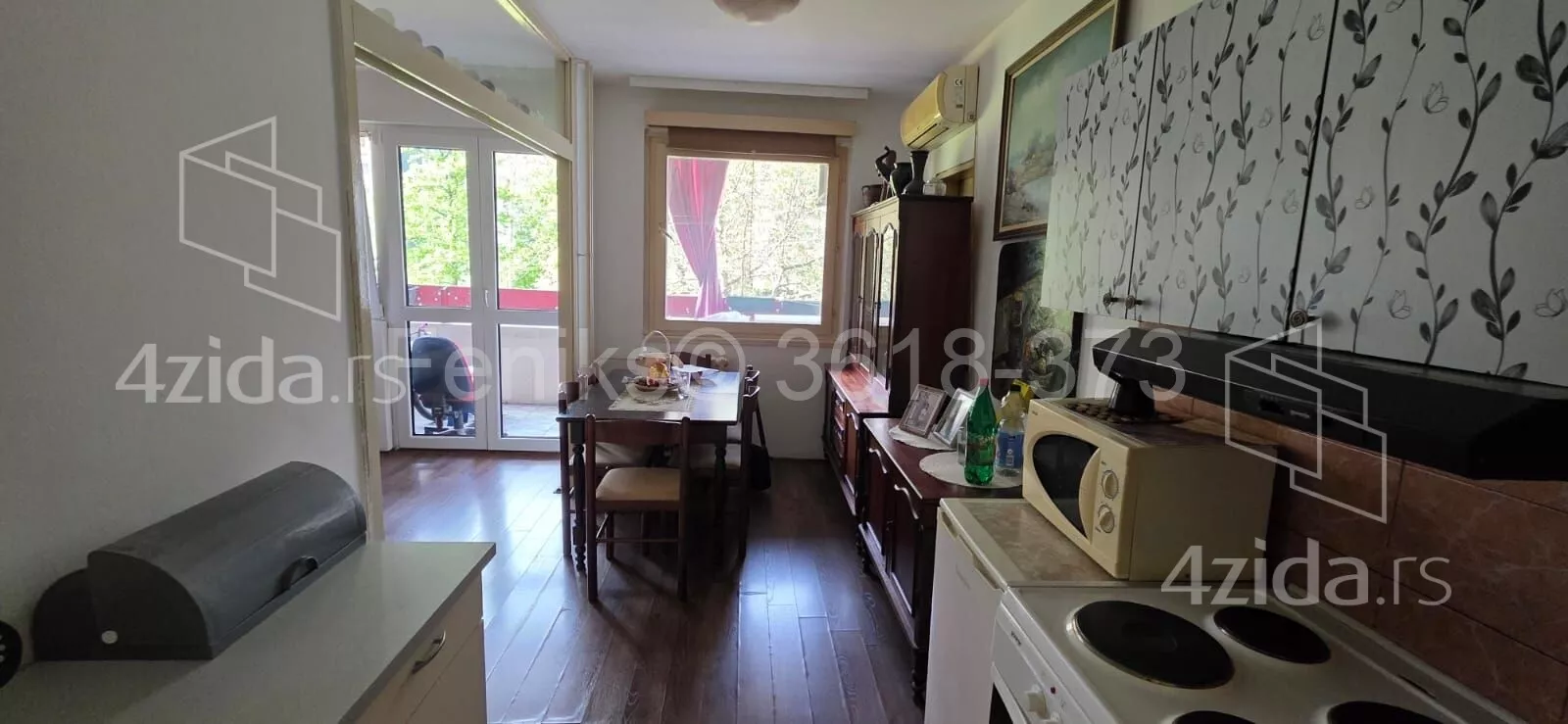 Dvoiposoban stan | 4zida