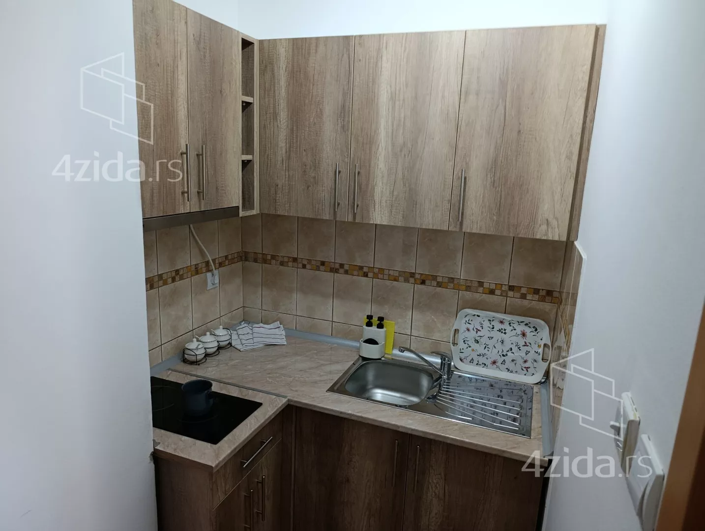 Garsonjera | 4zida