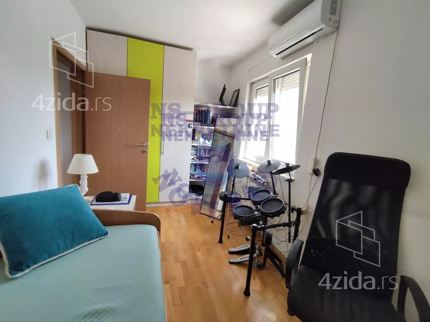 Troiposoban stan | 4zida