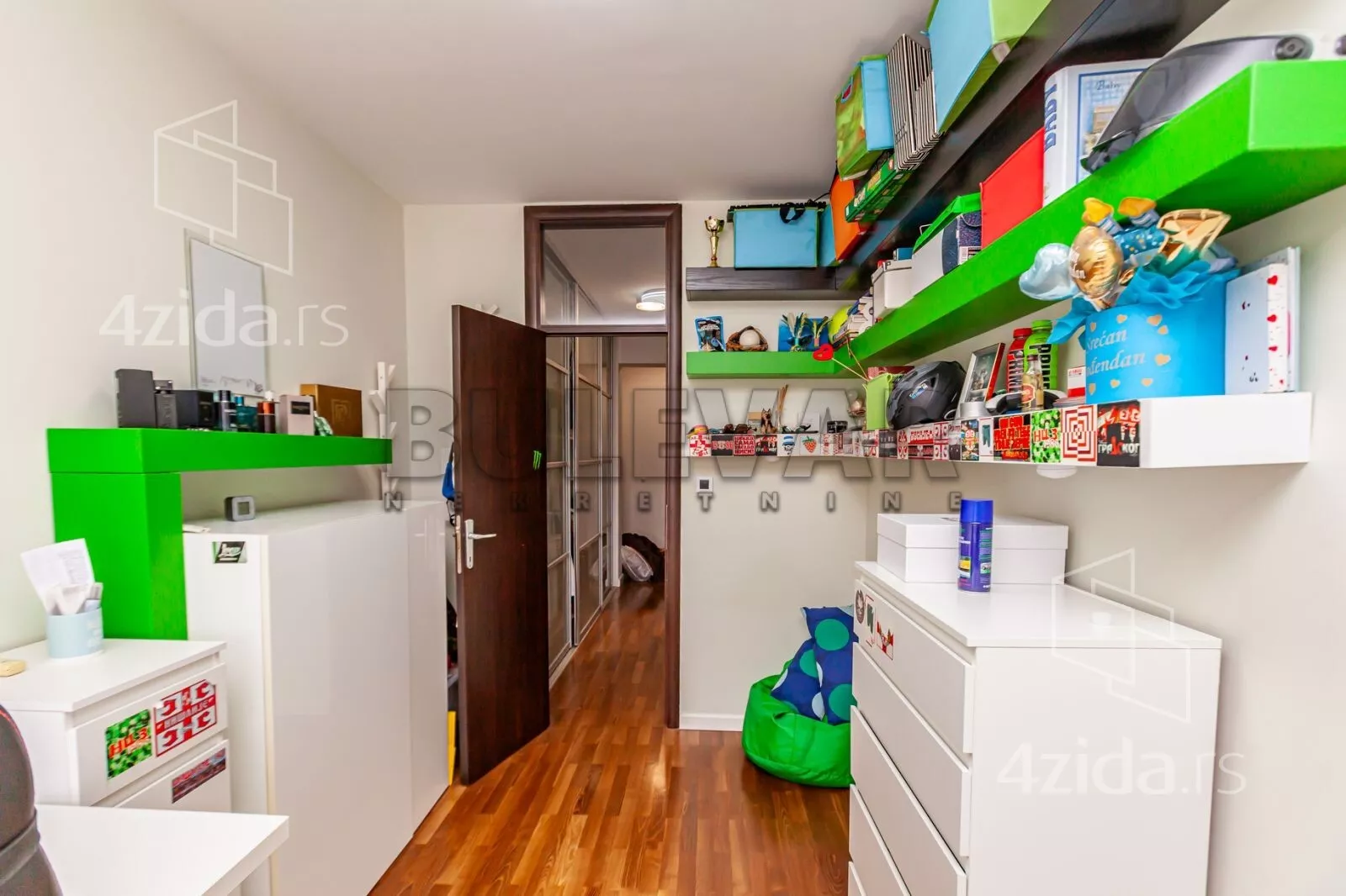 Četvorosoban stan | 4zida