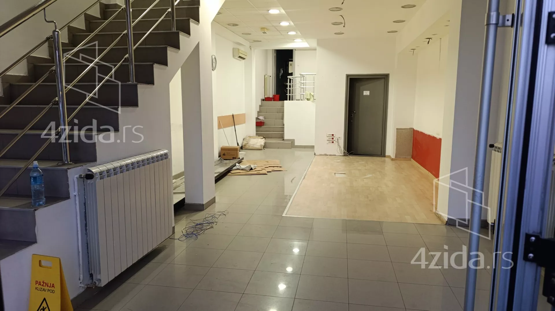 Poslovni prostor | 4zida