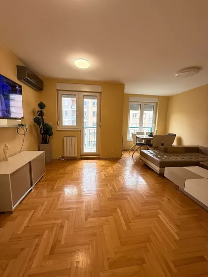 Generala Štefanika 20 | 4zida.rs