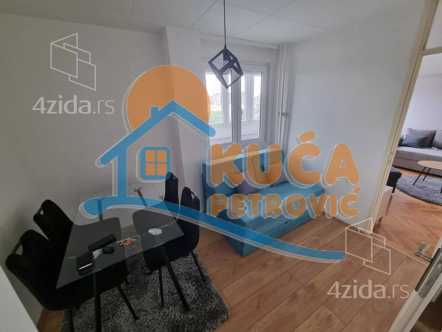 Jednoiposoban stan | 4zida