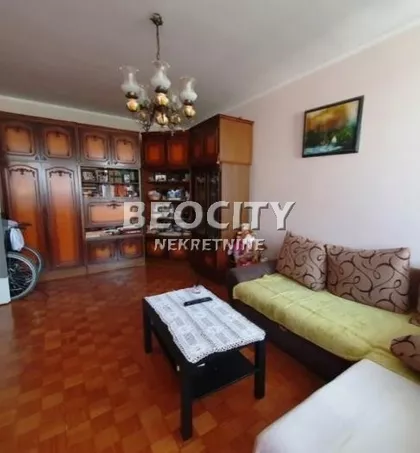 Gagarinova | 4zida.rs