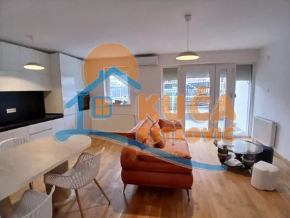 Stojana Andrića | 4zida.rs