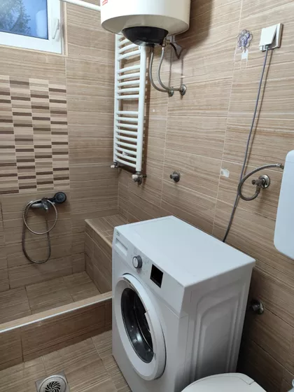 Ive Andrića 1 | 4zida.rs