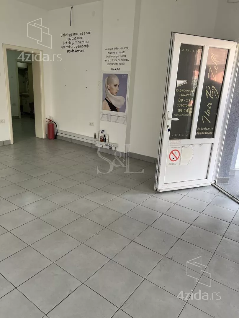 Poslovni prostor | 4zida
