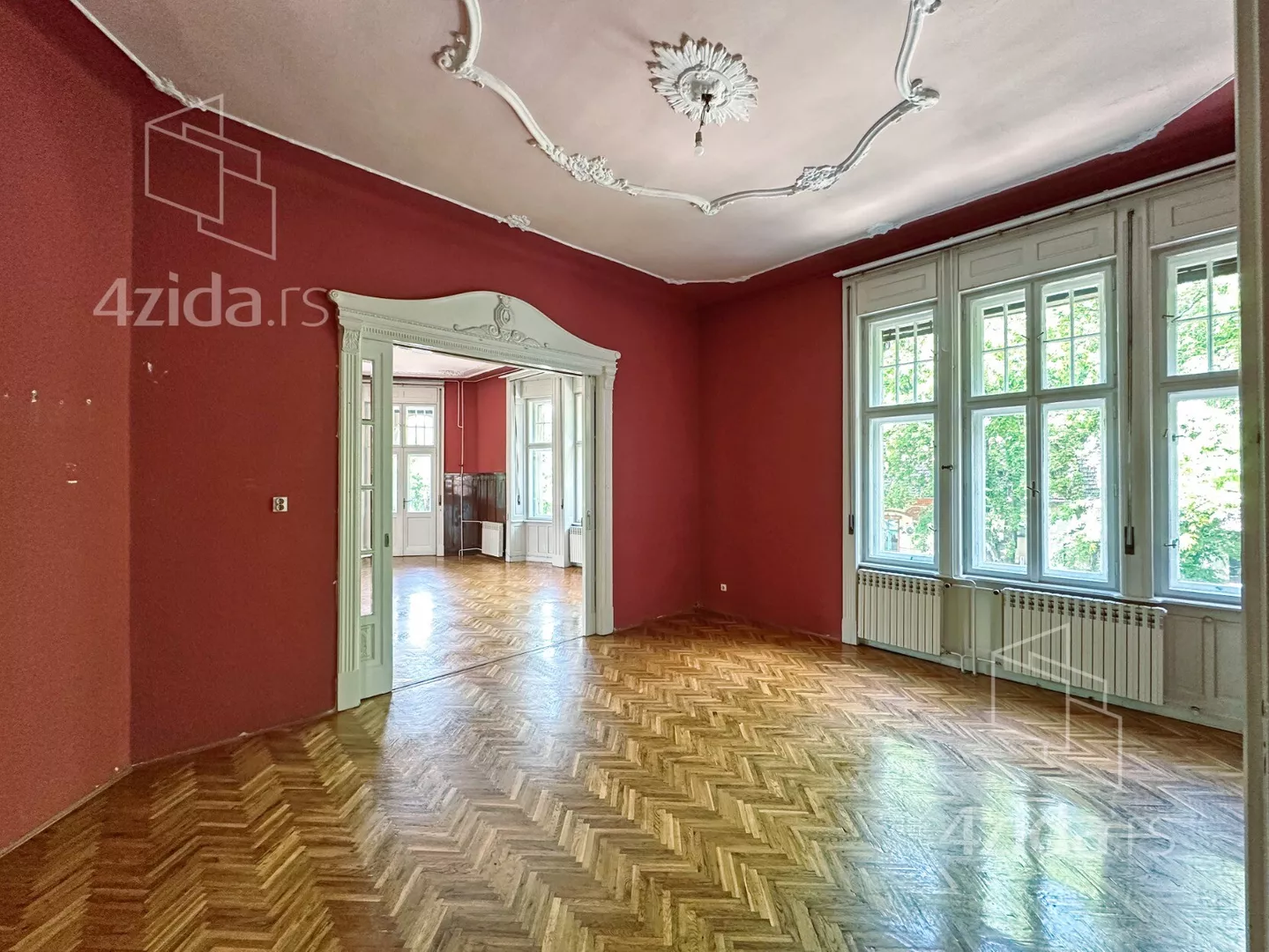 Poslovna zgrada | 4zida
