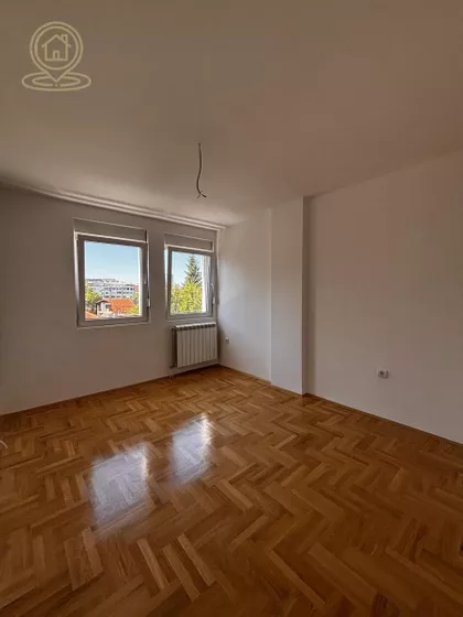 Čair | 4zida.rs