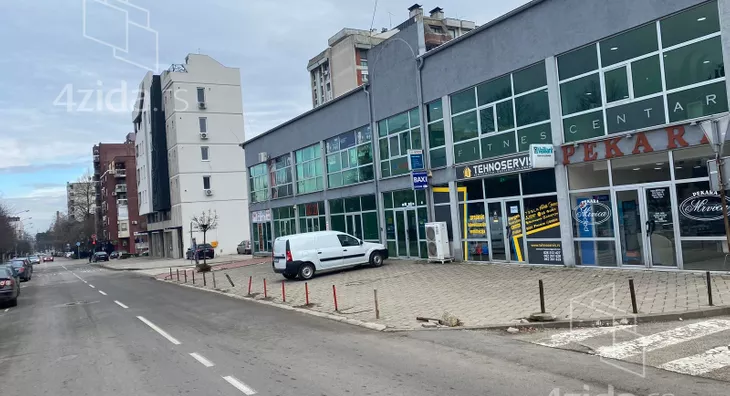 Poslovni prostor | 4zida
