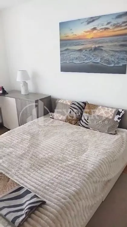 Cara Dušana | 4zida.rs