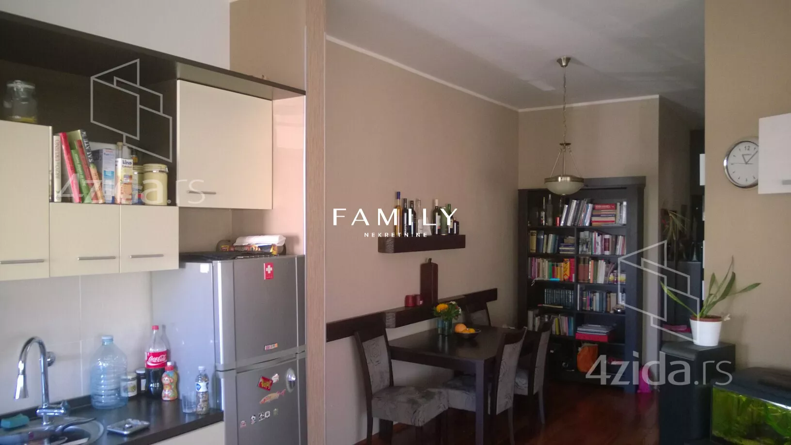 Dvoiposoban stan | 4zida