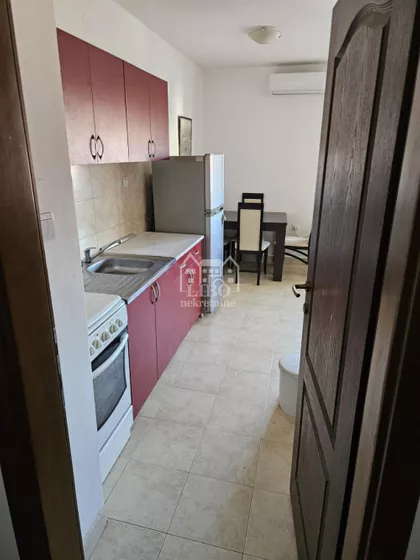 Dr Petra Vučinića | 4zida.rs