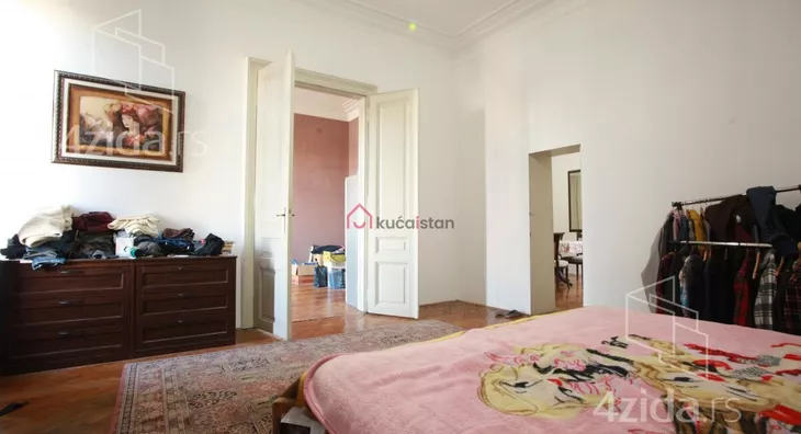 Šestosoban stan | 4zida