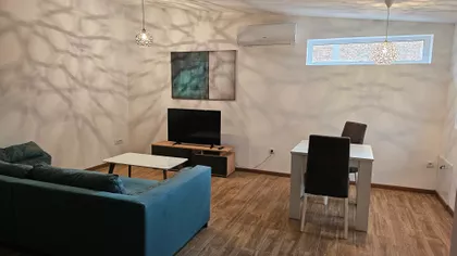 Zmaj Jove Jovanovića 24 | 4zida.rs