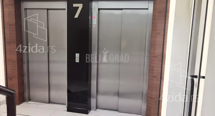 Petosoban stan | 4zida