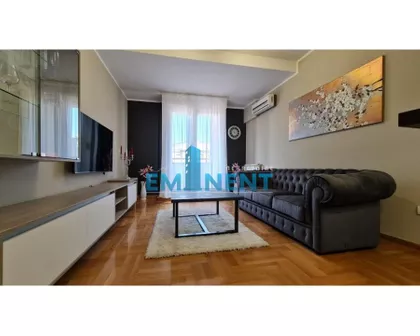 Vukice Mitrović | 4zida.rs