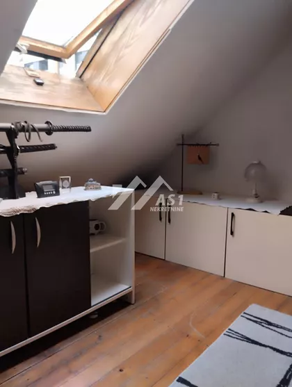 Jovana Subotića | 4zida.rs